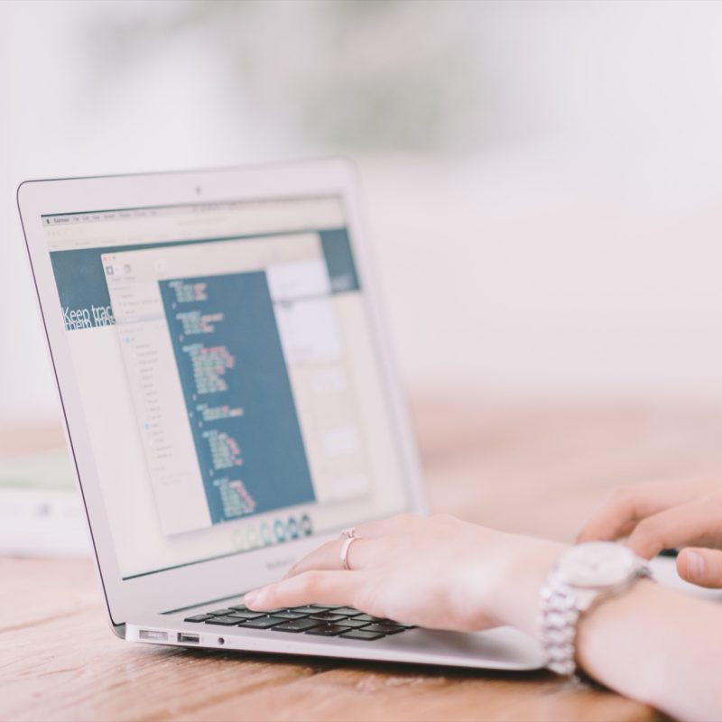 Développement web et référencement : pourquoi ne plus les séparer