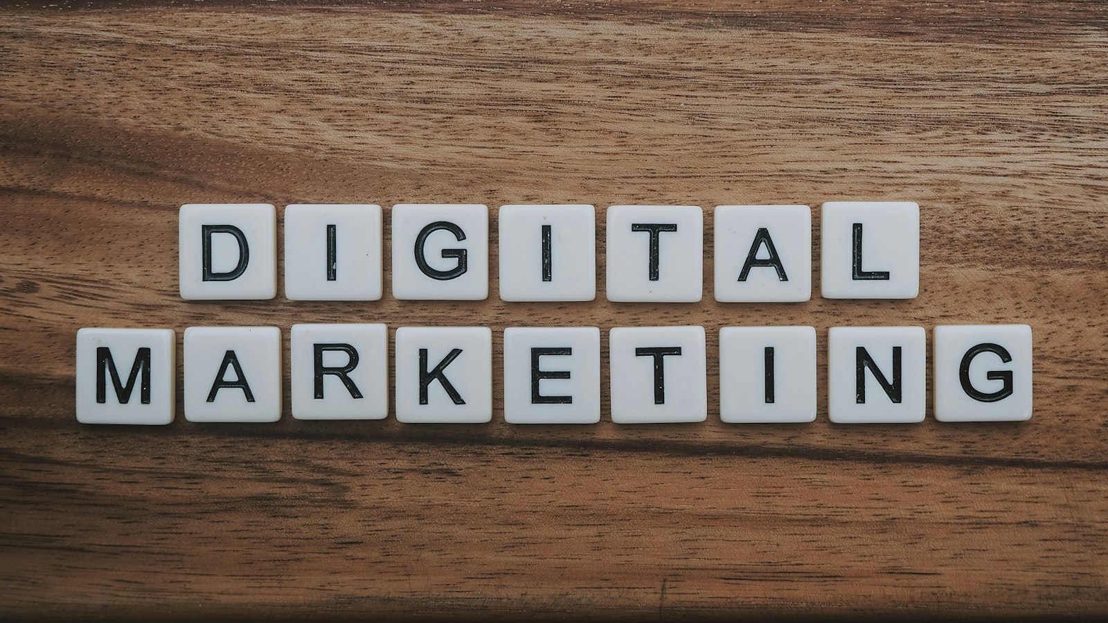 Carrières en marketing digital : salaires, compétences et défis à relever